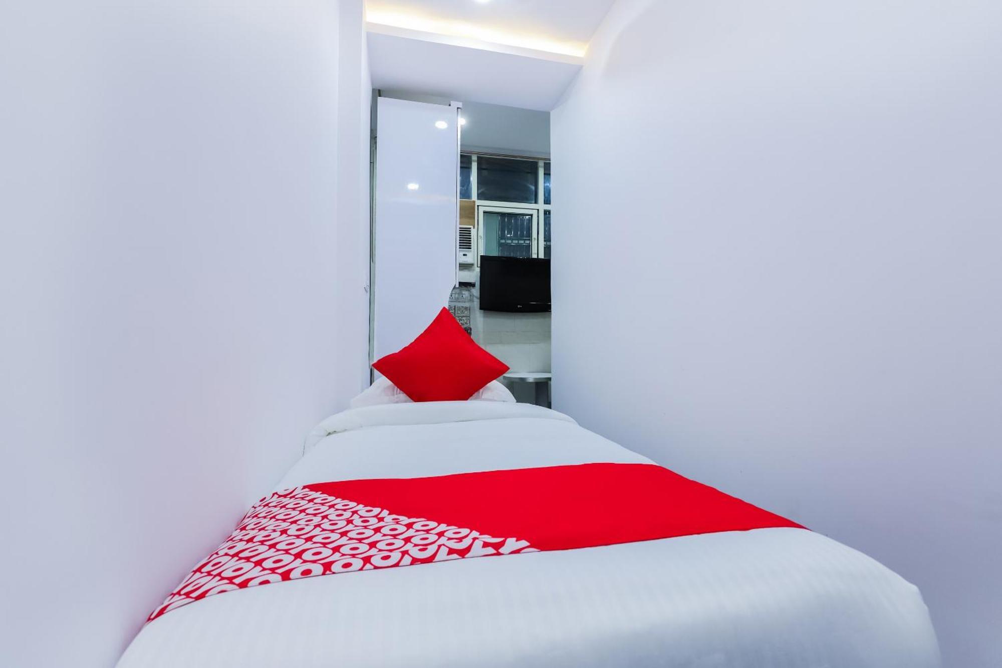Hotel O New Tech India Delhi  Exterior photo