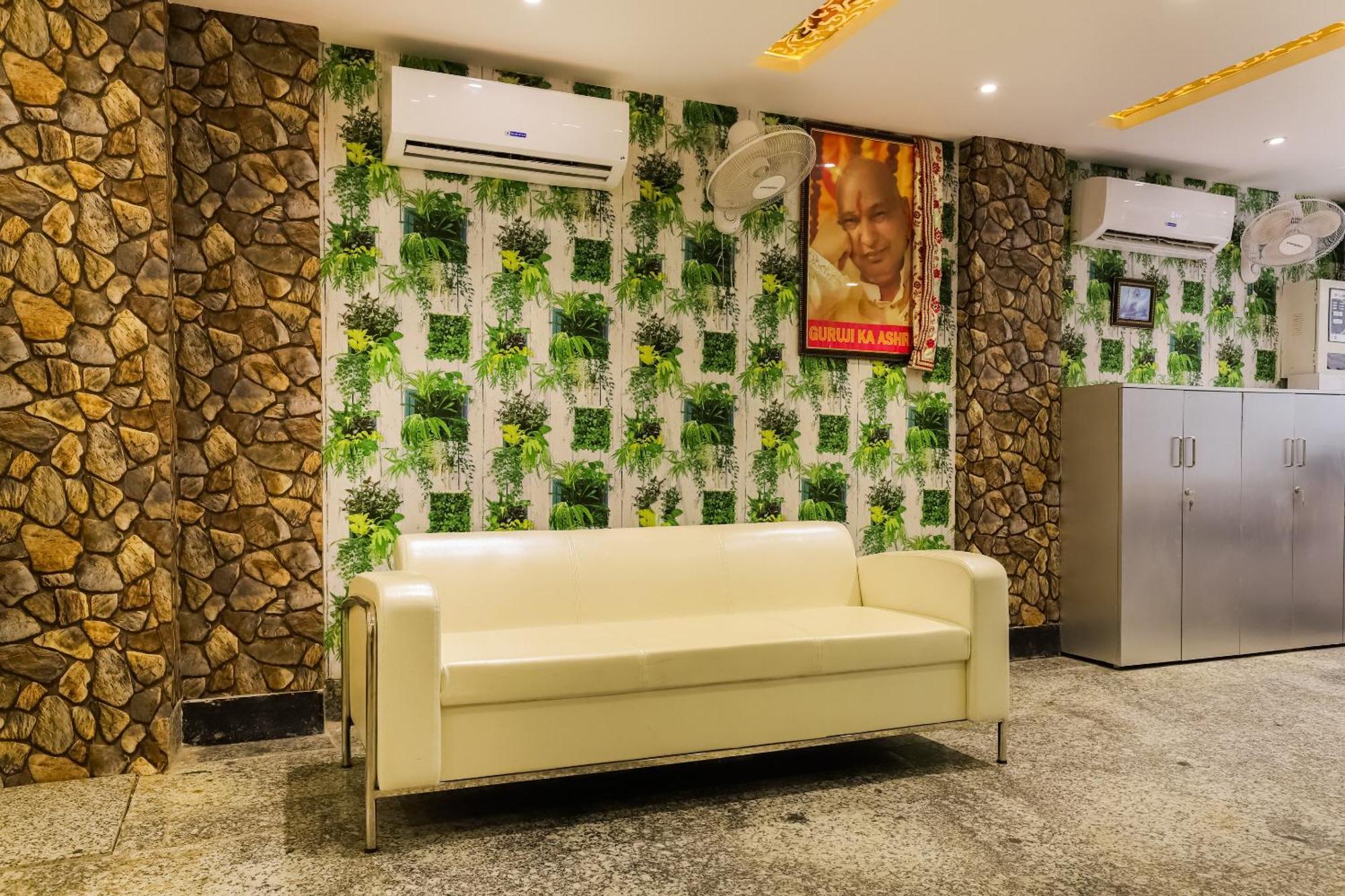 Hotel O New Tech India Delhi  Exterior photo